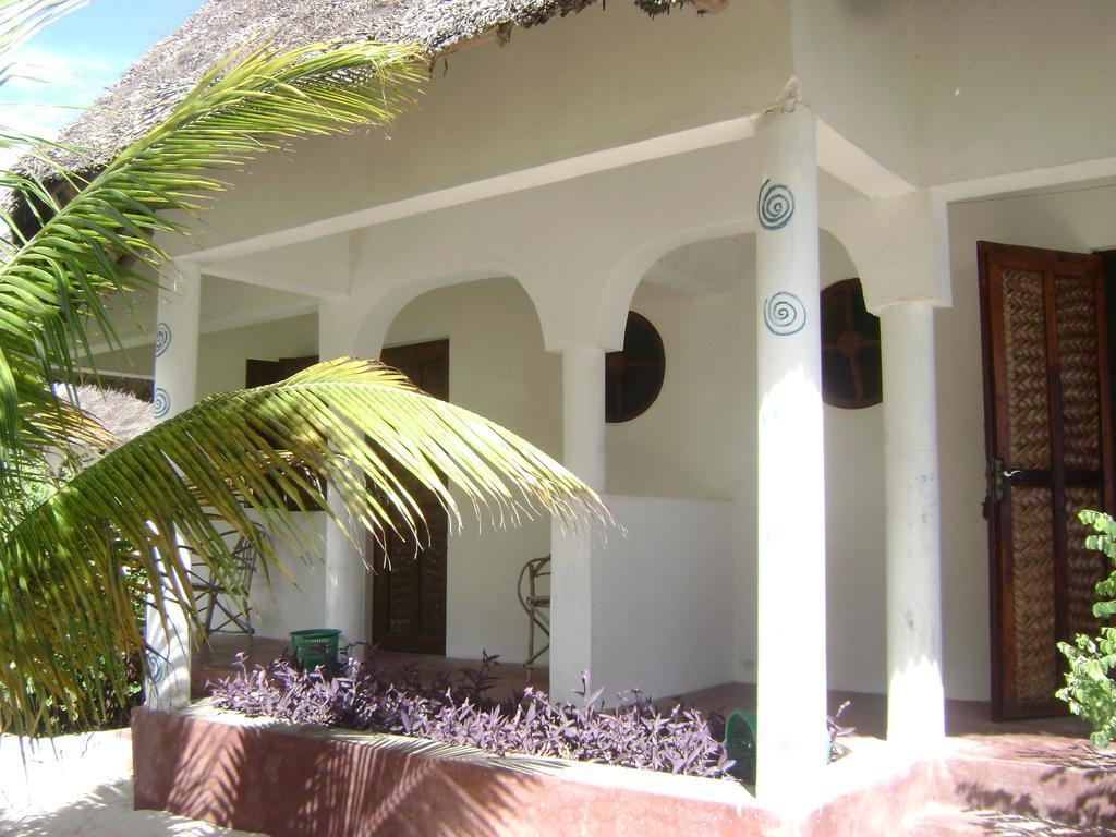Oasis Economy hotel 3*
